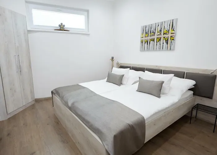 Foter Ii. Apartament *