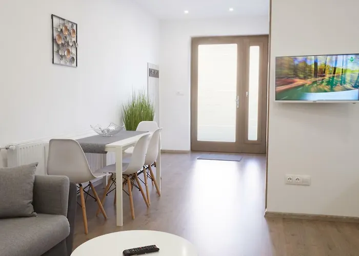 Foter Ii. Apartament *